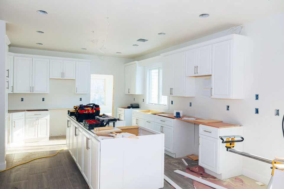 Image of a modern kitchen undergoing renovations